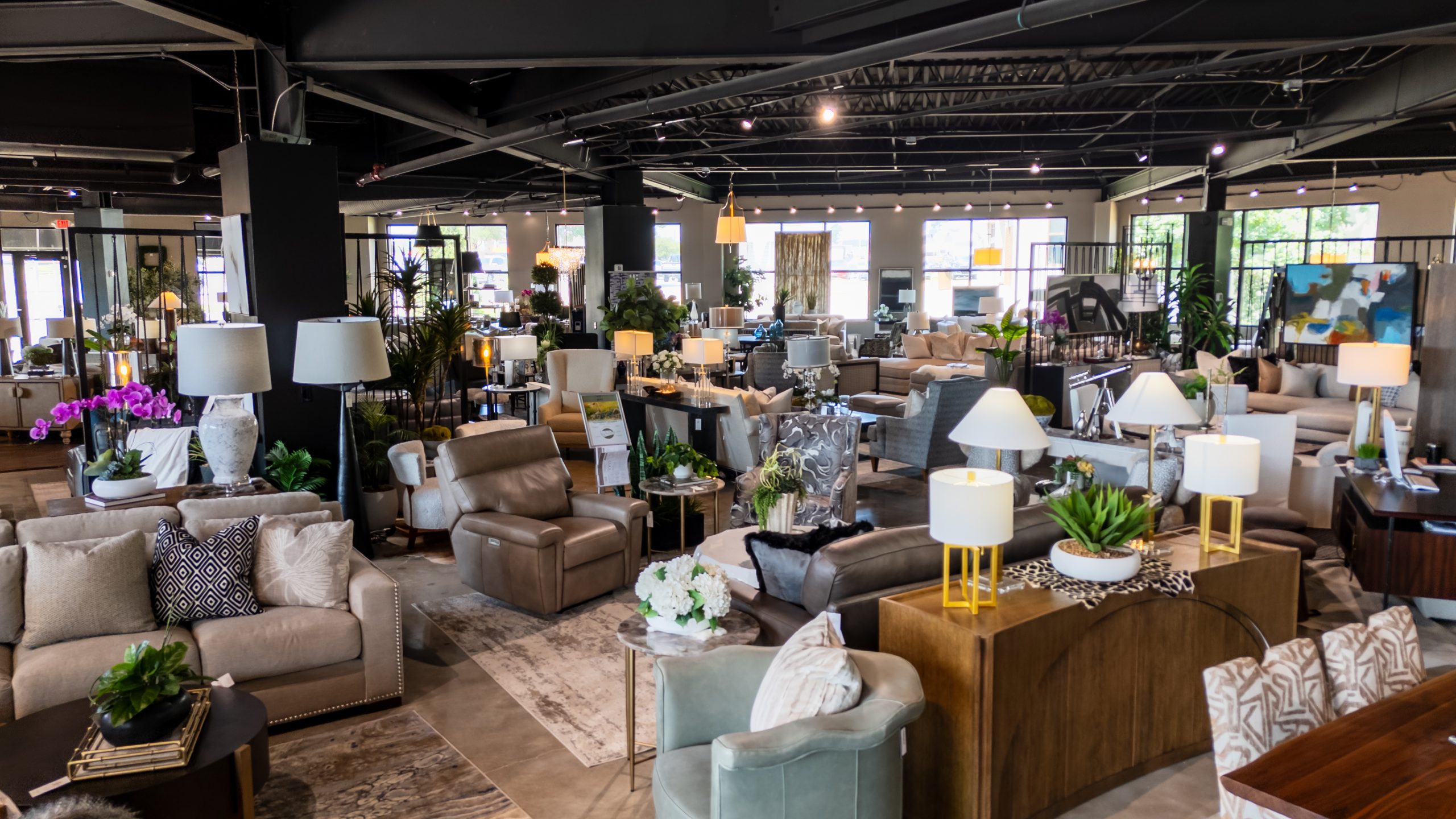 Louis Alan Design Gallery showroom floor